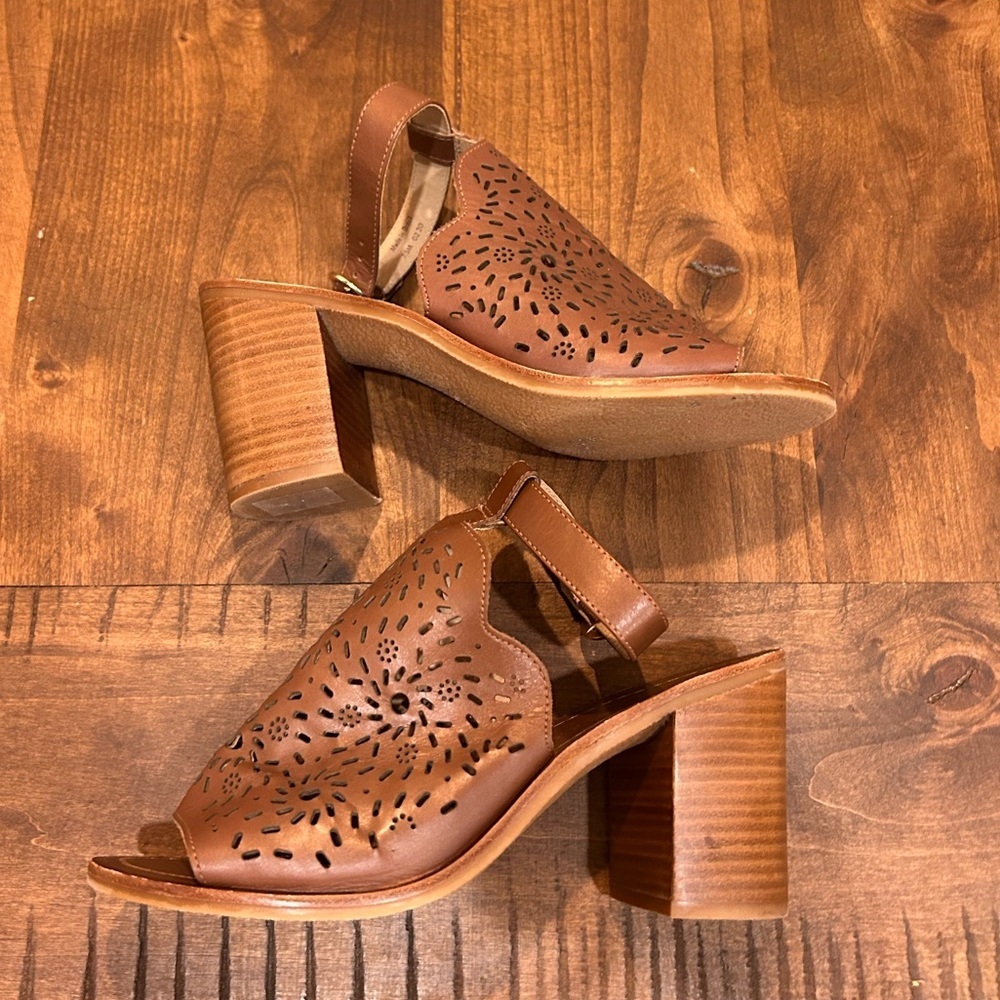 Jack Rogers Ronnie Laser Cut Ankle Strap Chunky Block Heel Sandals Brown 7.5 - Picture 5 of 10